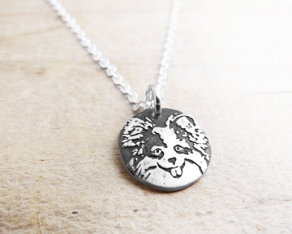 Tiny Papillon Necklace